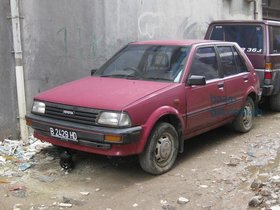 Toyota Starlet III (P70) Хэтчбек 5 дв. 1985 – 1989